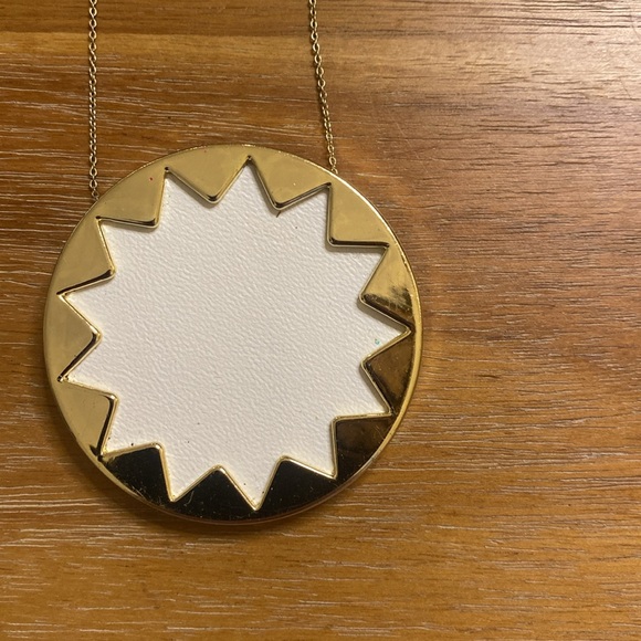 House of Harlow Sunburst Leather Necklace - Picture 3 of 3